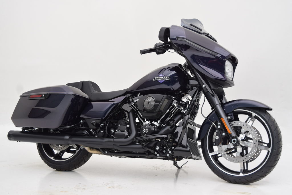 Street Glide®