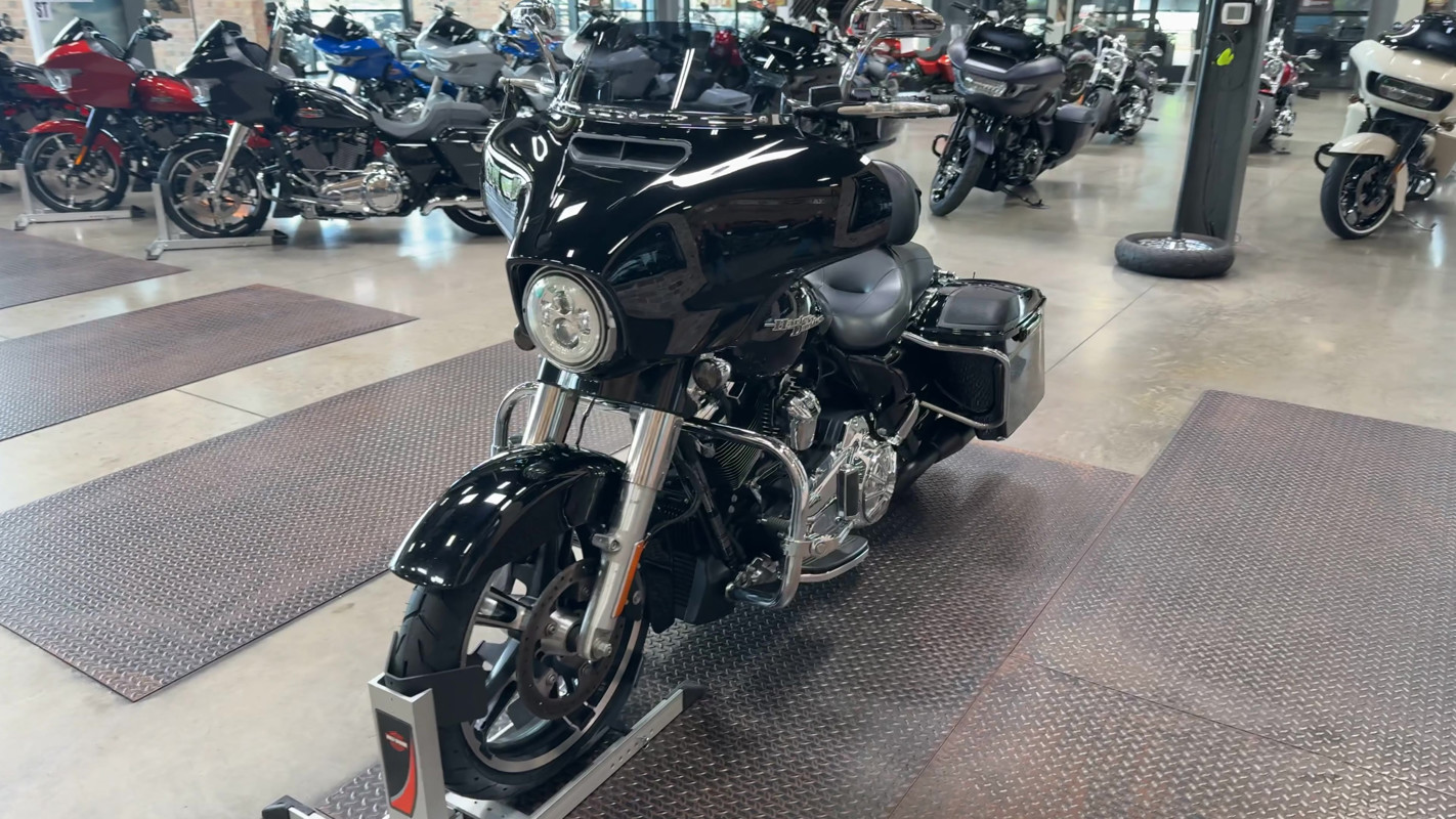 Street Glide® Special