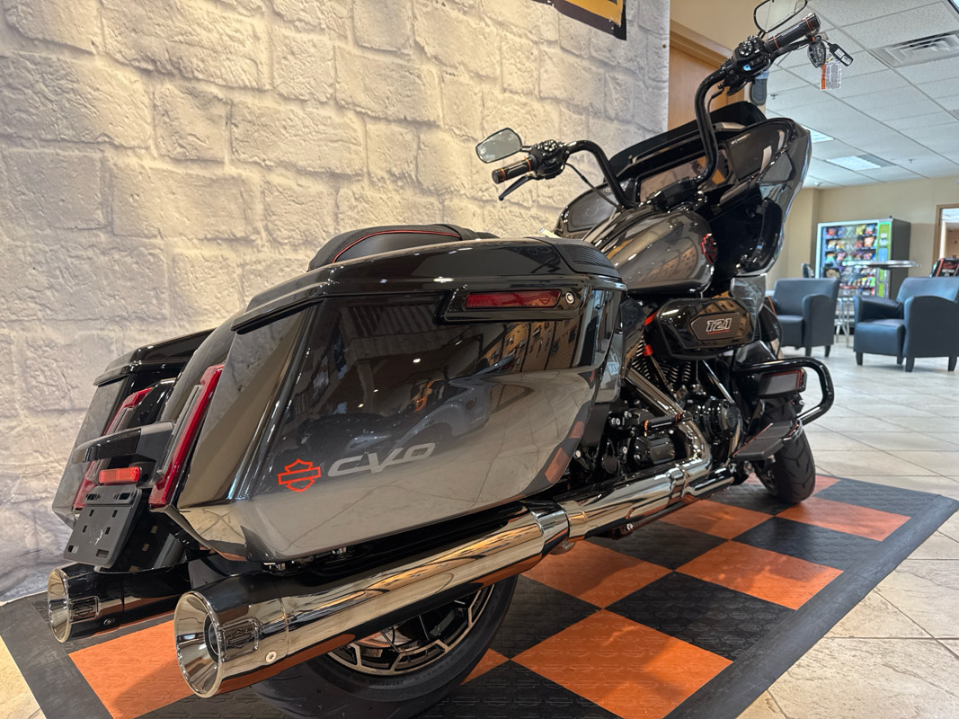 CVO® Road Glide®