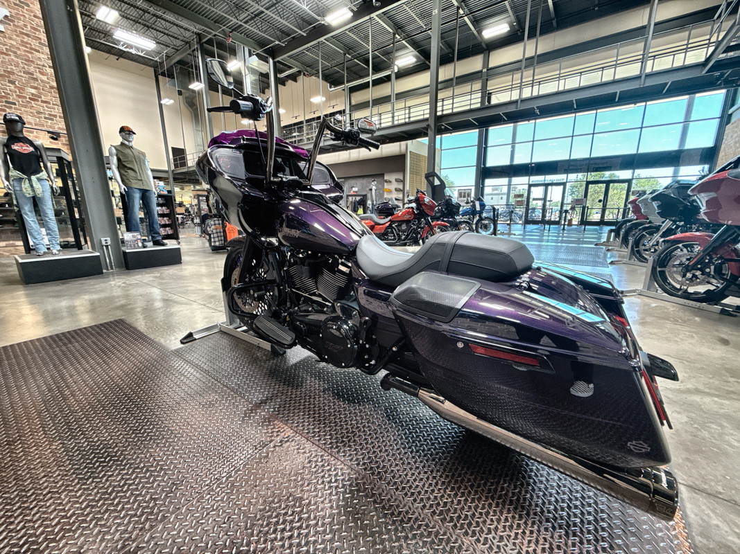 Road Glide®