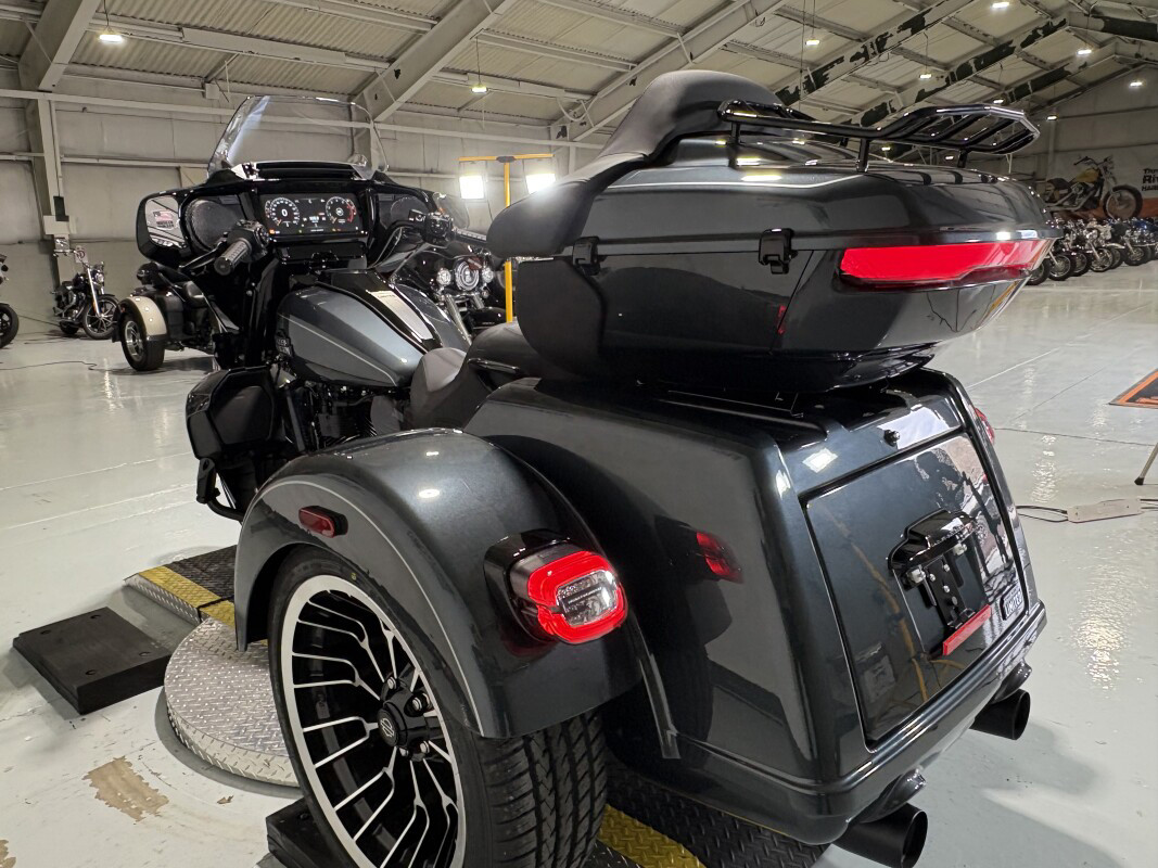 Street Glide® 3 Limited