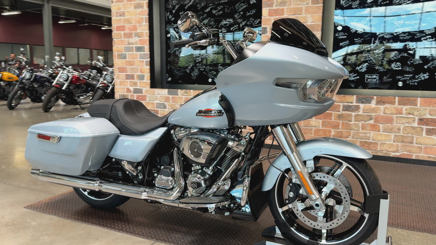 Road Glide®