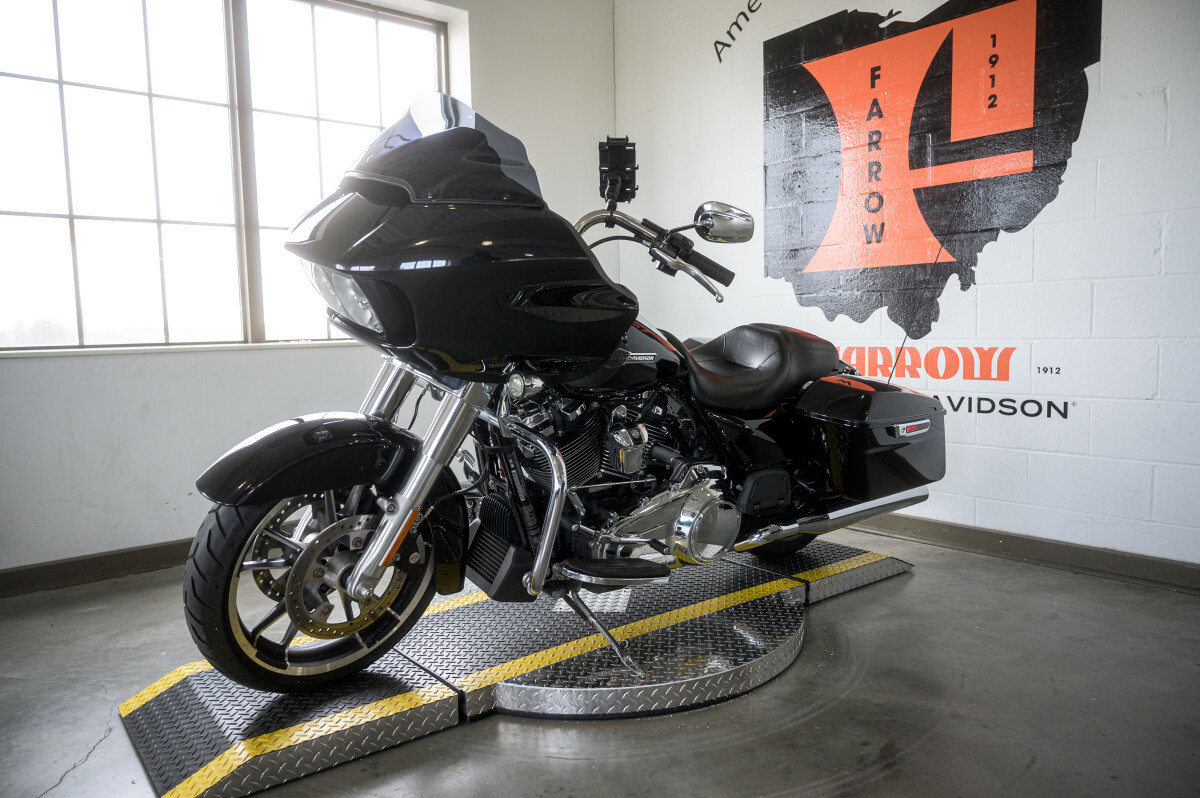 Road Glide®