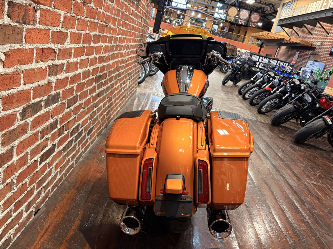 CVO® Street Glide®
