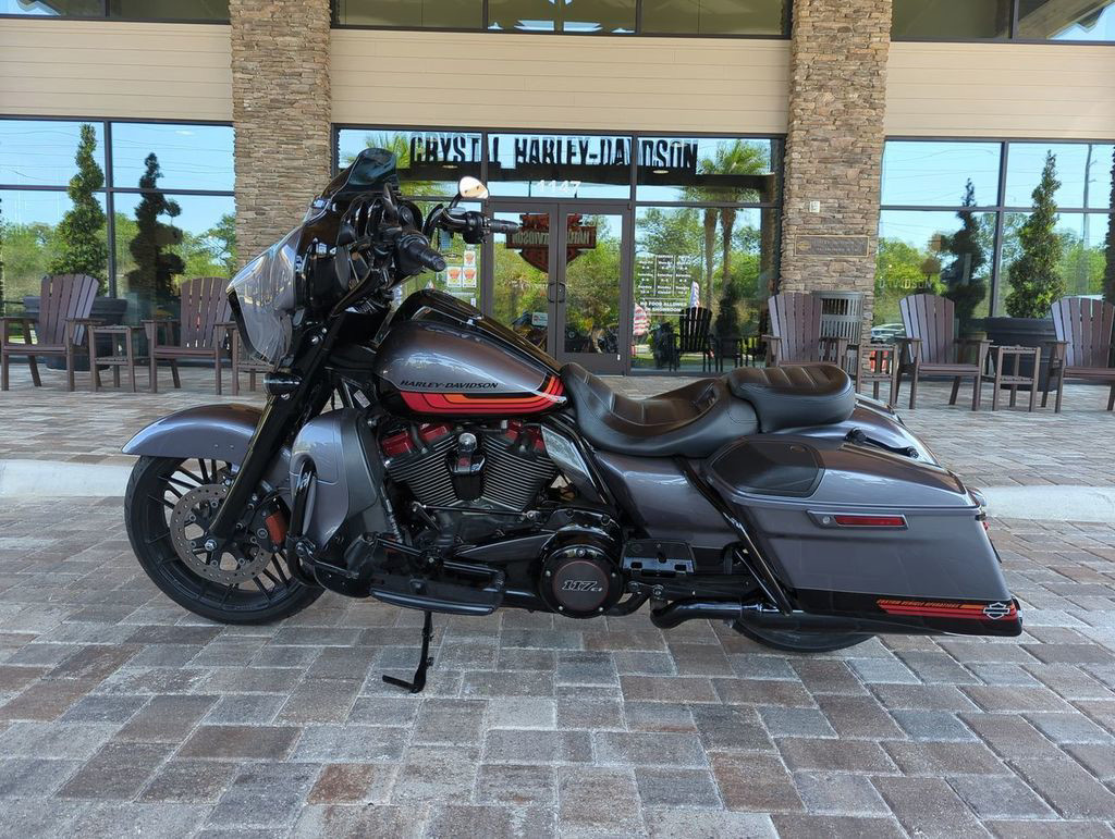 CVO® Street Glide®
