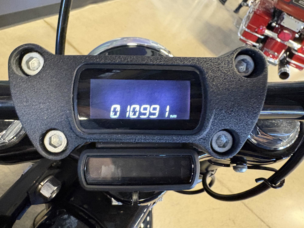 Softail® Street Bob®