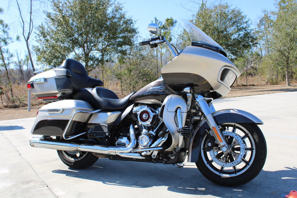 Road Glide® Ultra