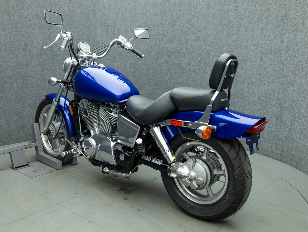 Shadow 1100 Spirit