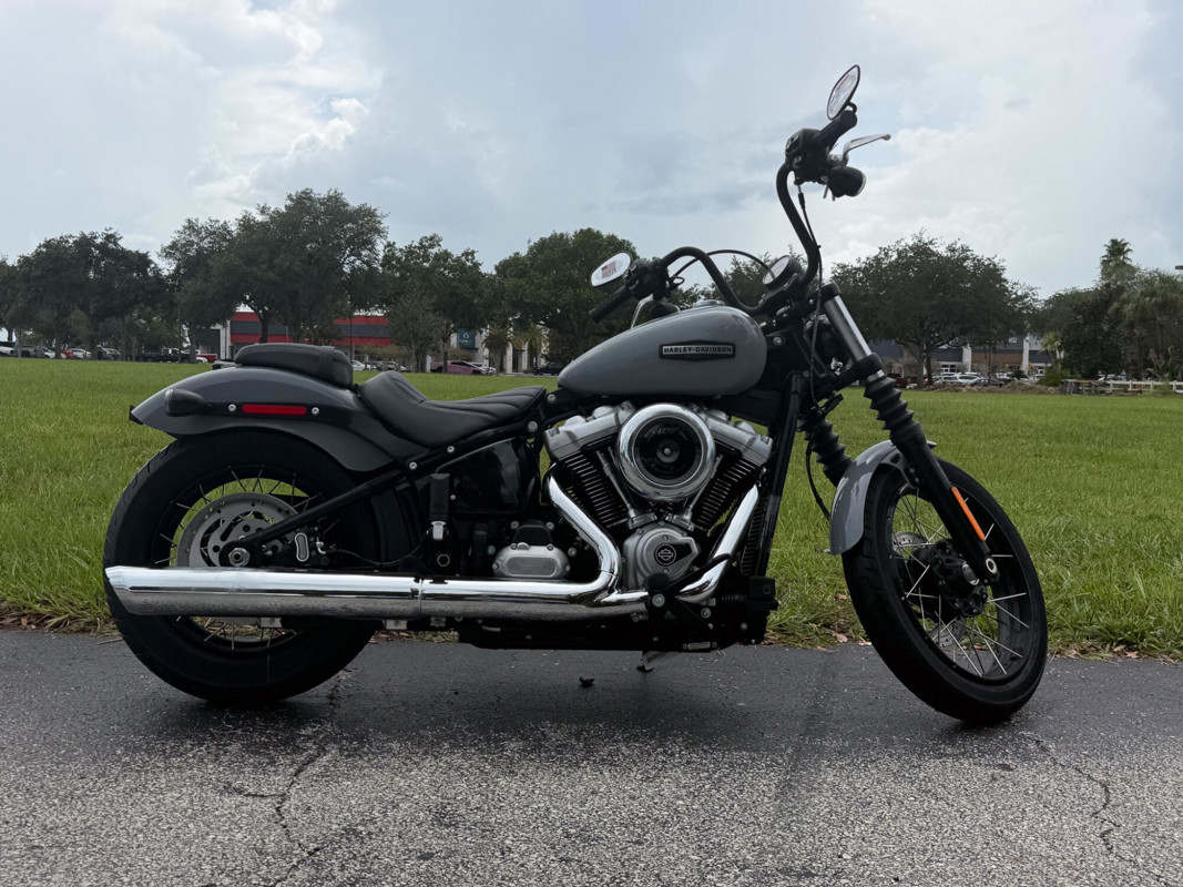 Street Bob®