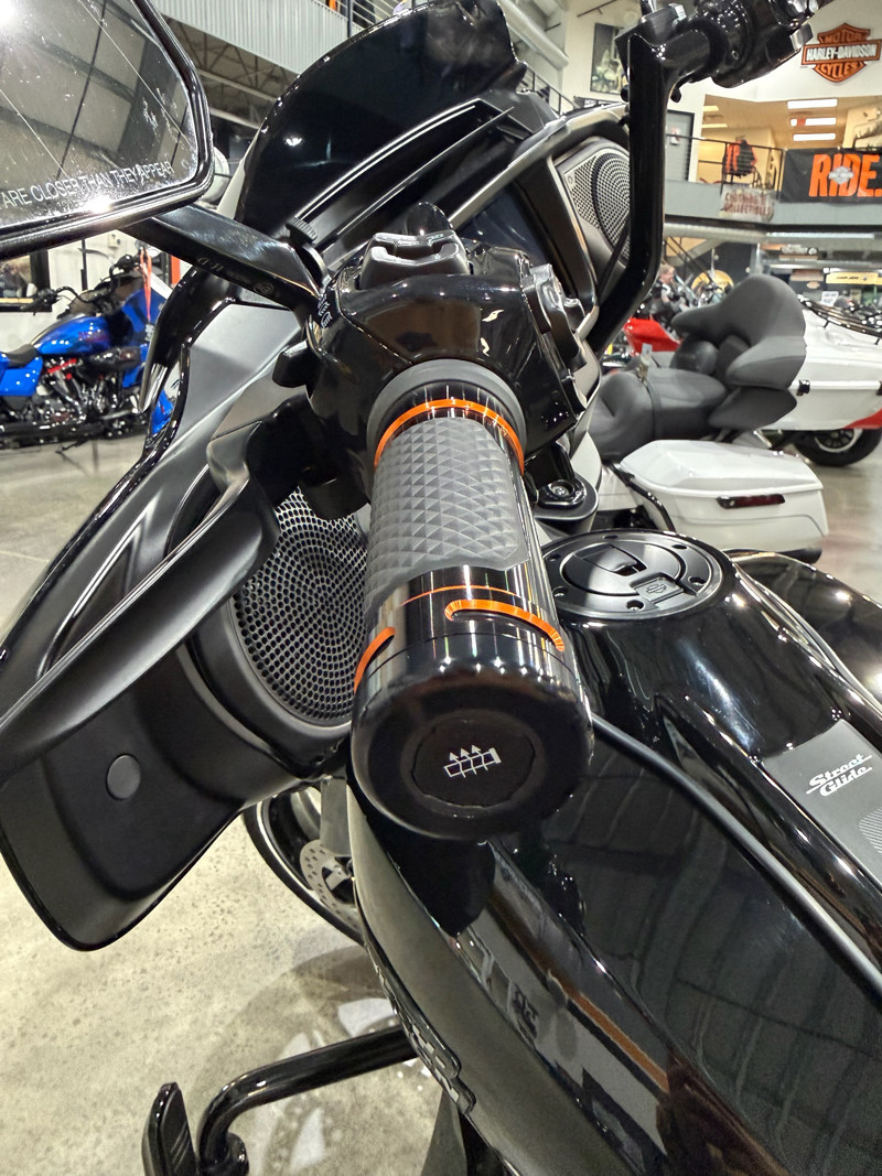 Street Glide®