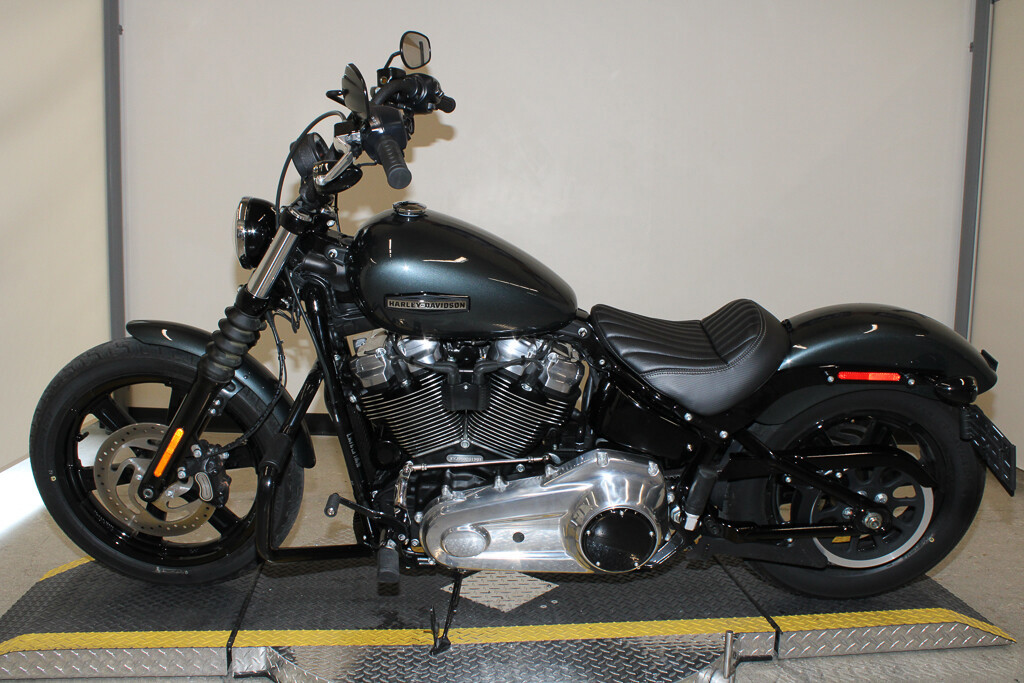 Street Bob®