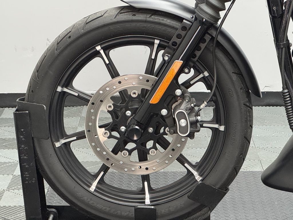 Sportster® Iron 883®