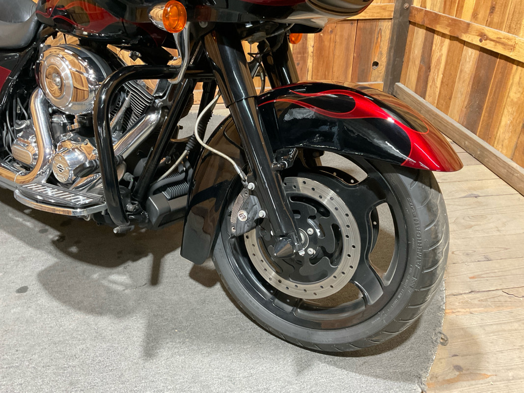 Road Glide® Custom