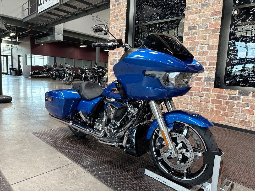 Road Glide®