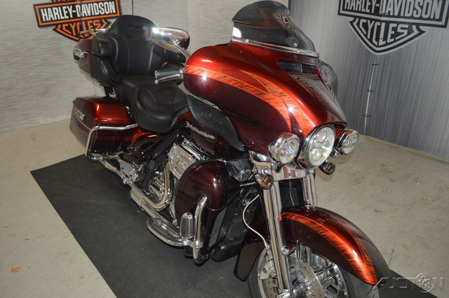 CVO® Electra Glide® Ultra Limited