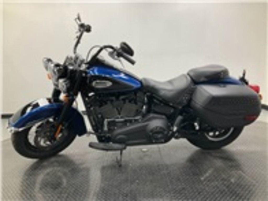 Heritage Classic 114