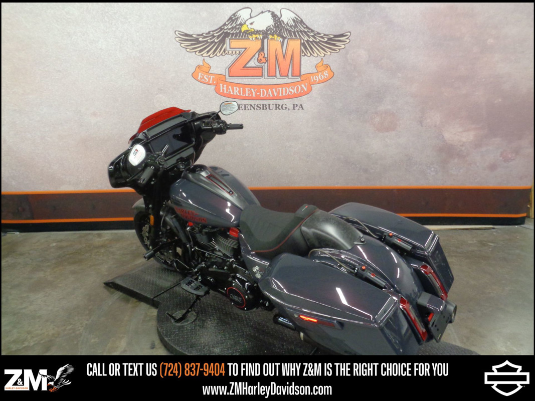 CVO® Street Glide® ST