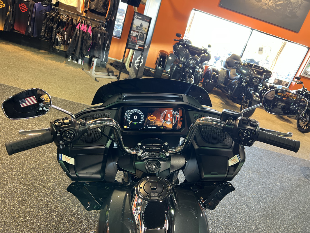 Road Glide®