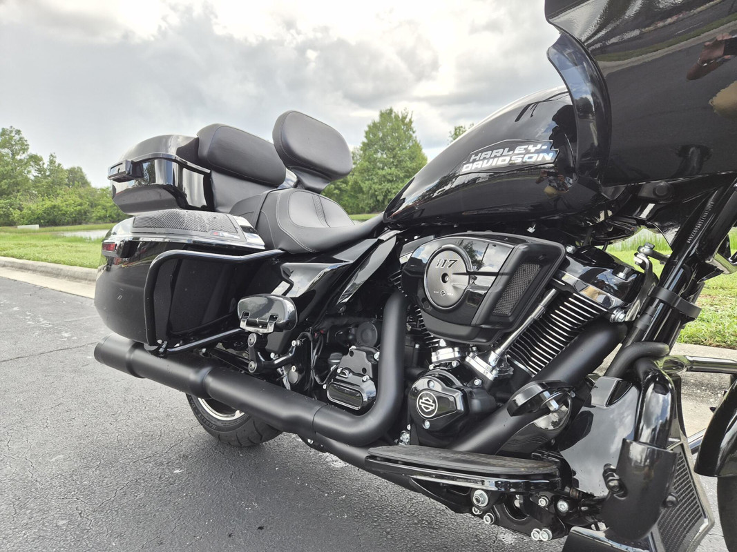Road Glide®