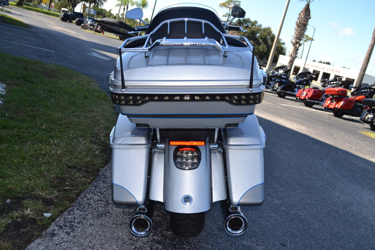 CVO® Road Glide® Ultra