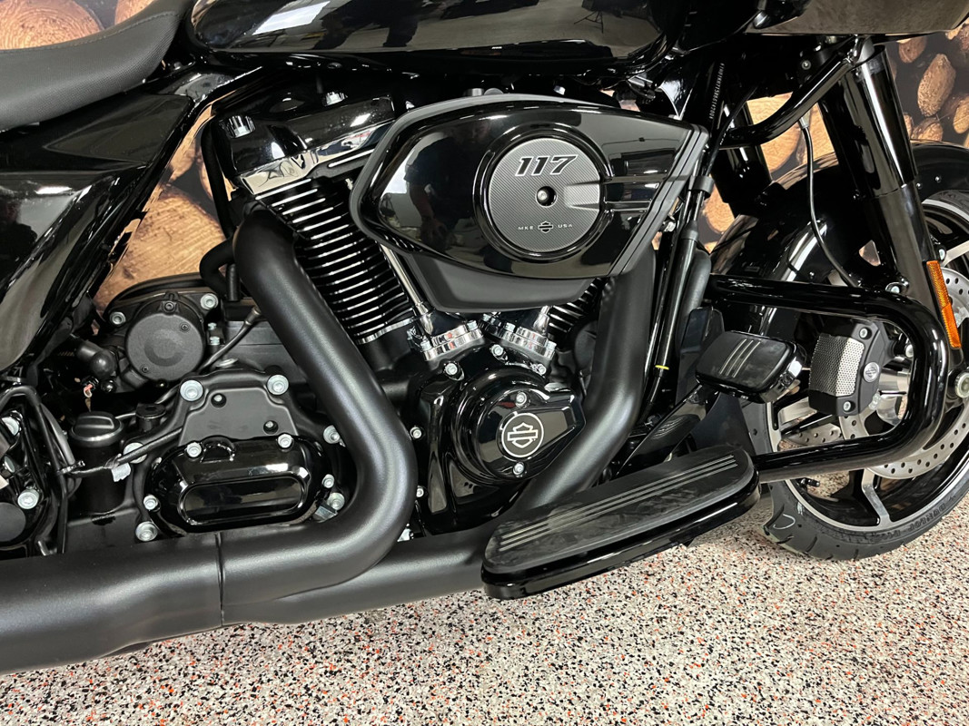 Road Glide®