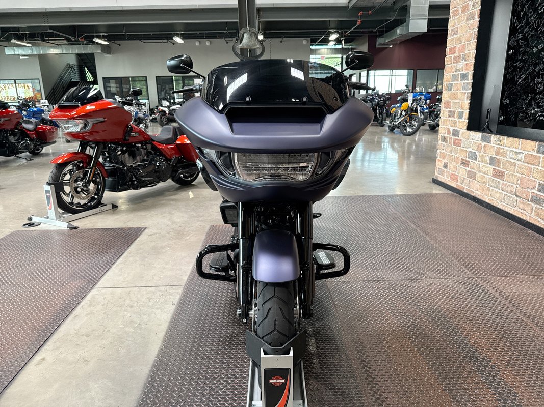 Road Glide®