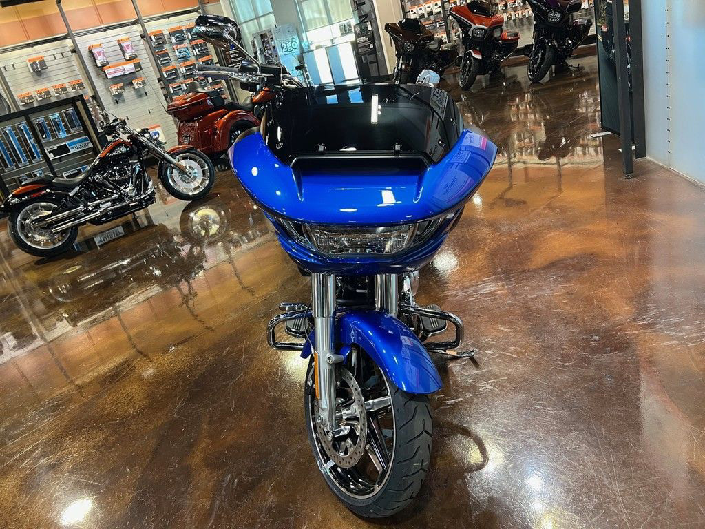 Road Glide®