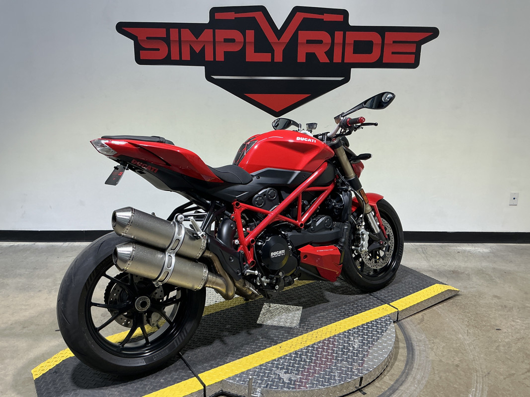 Streetfighter 848