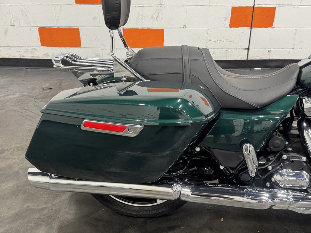 Road Glide®