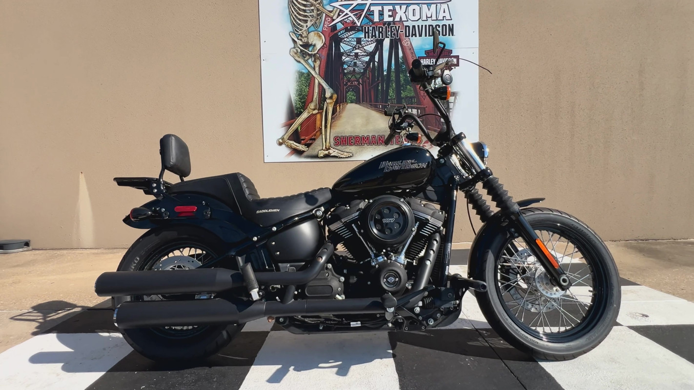 Street Bob®
