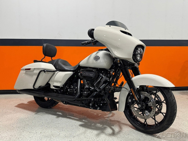 Street Glide® Special