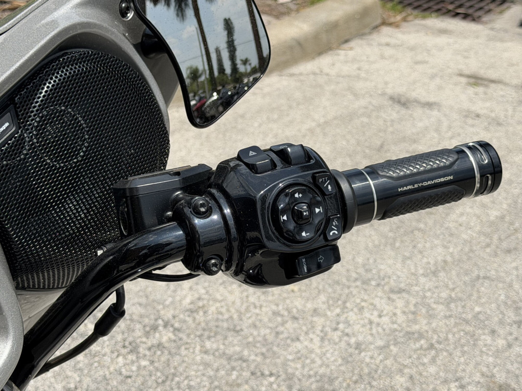 CVO® Street Glide®