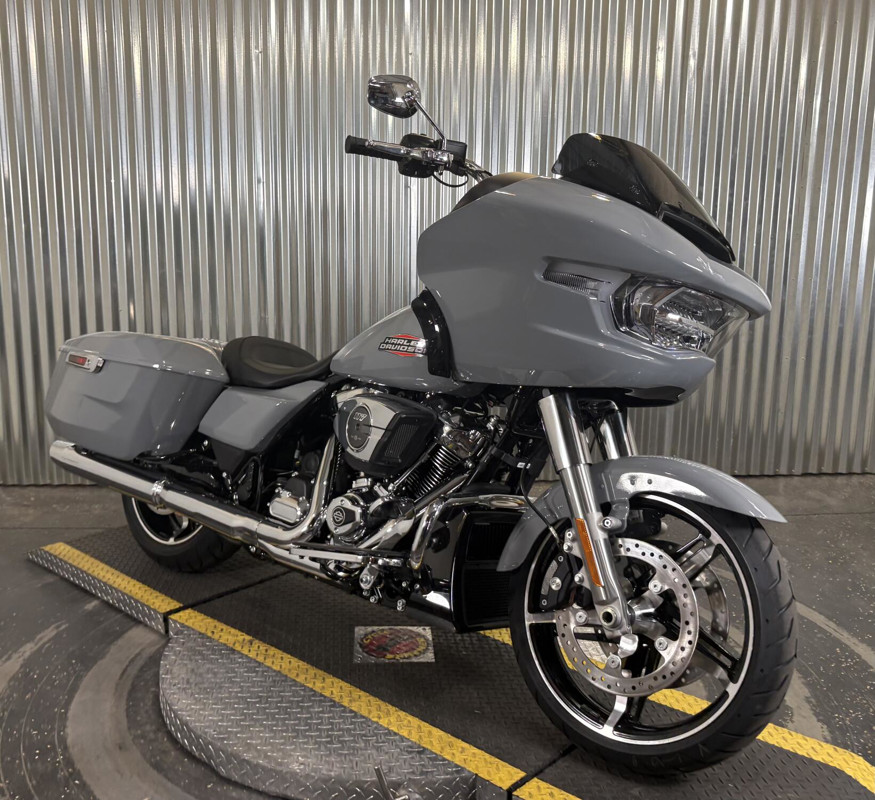 Road Glide®