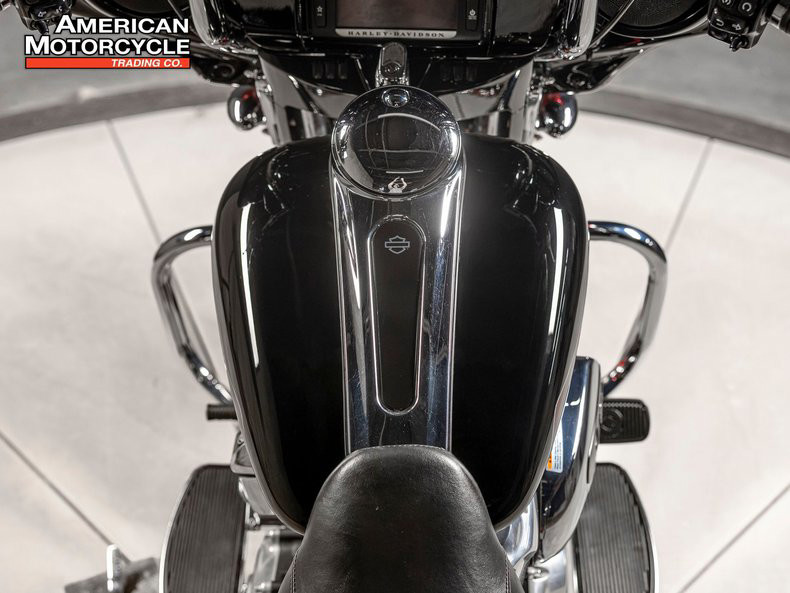 Electra Glide® Standard