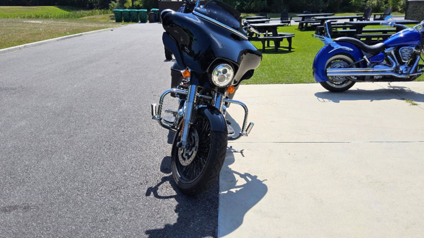 Street Glide®
