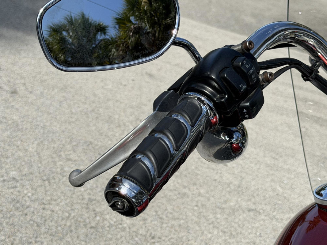 Dyna® Super Glide® Custom