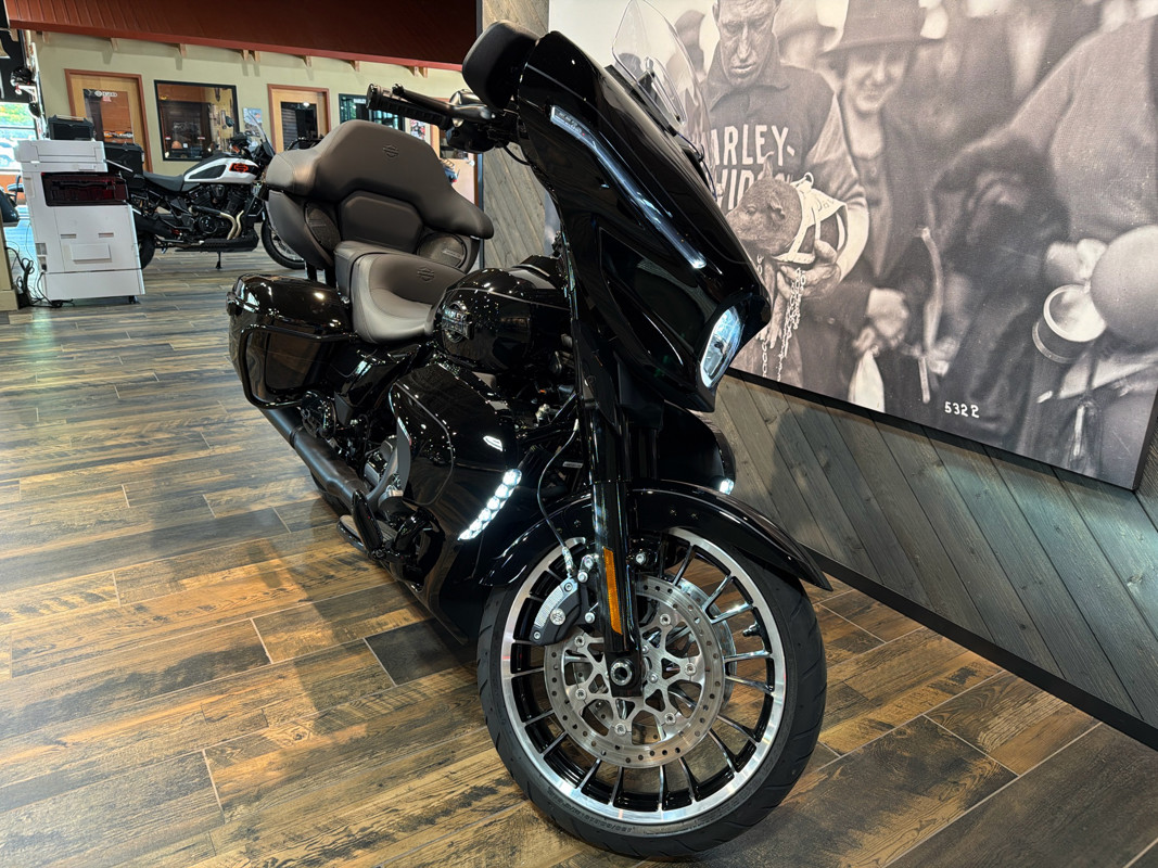 Street Glide® Limited