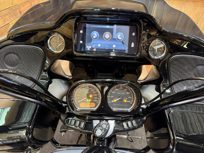 Road Glide® 3