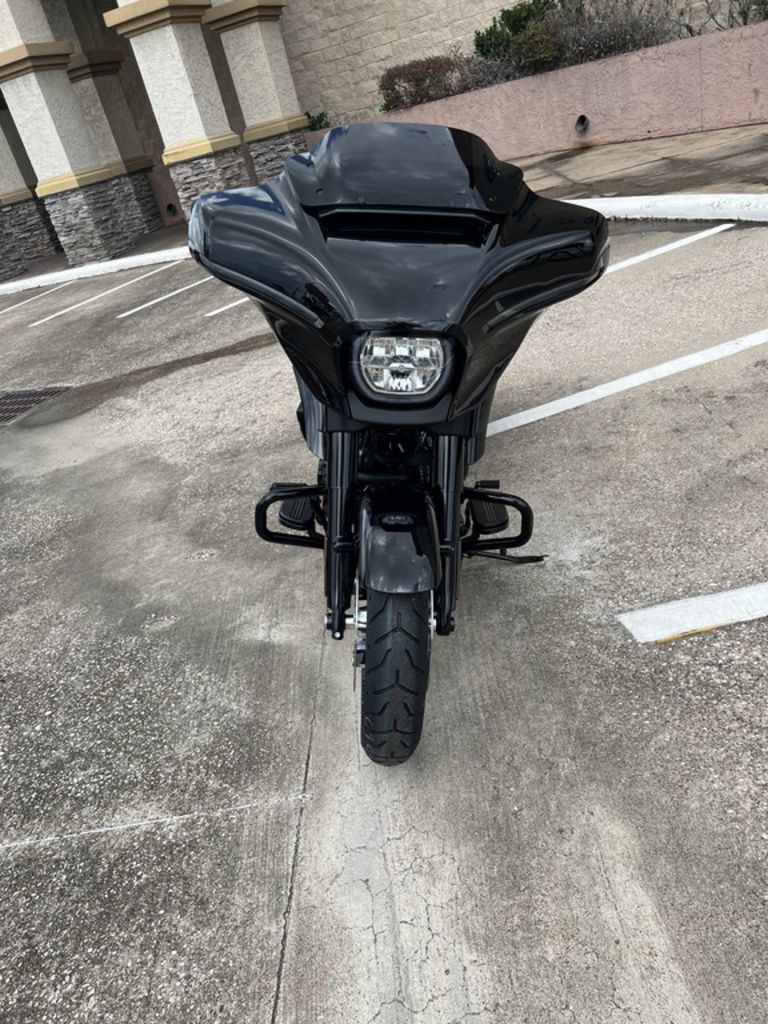 Street Glide®