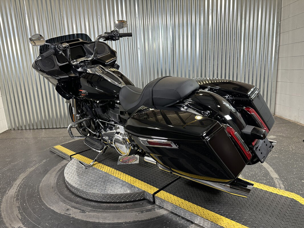 Road Glide®