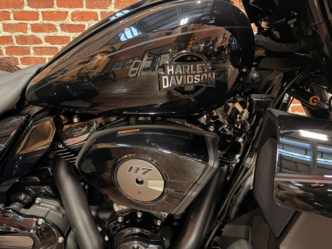 Street Glide® 3 Limited