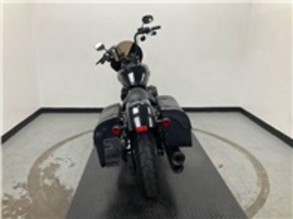 Softail® Street Bob®