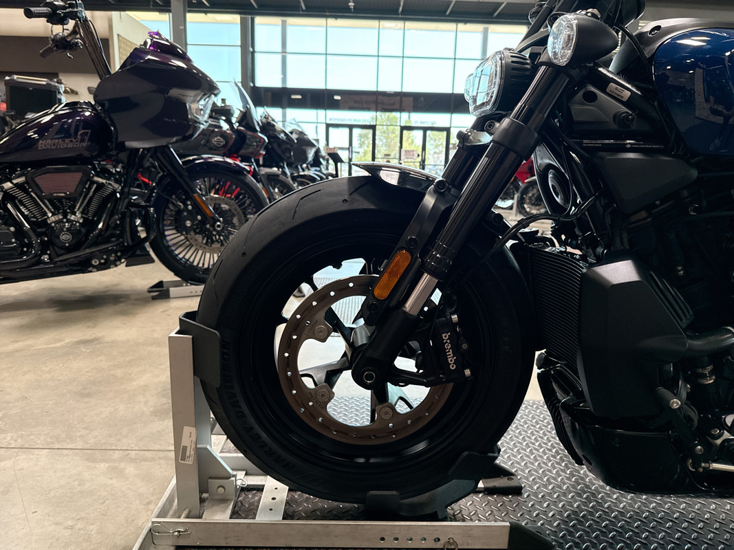 Sportster® S
