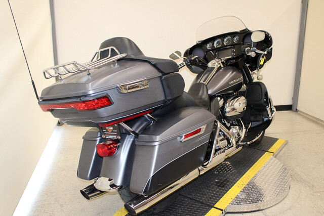 Electra Glide® Ultra Limited® Low