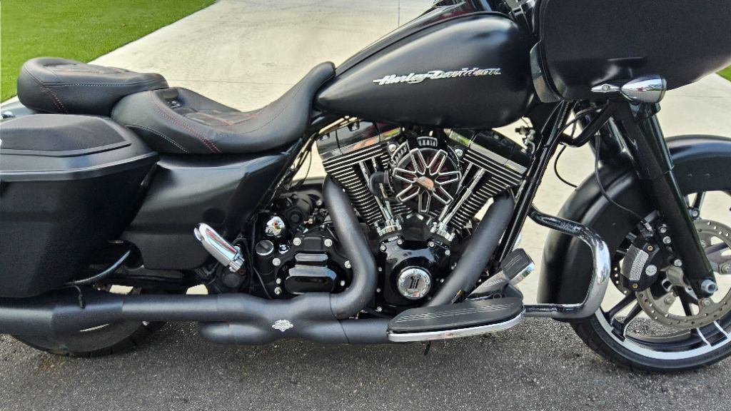 Road Glide®