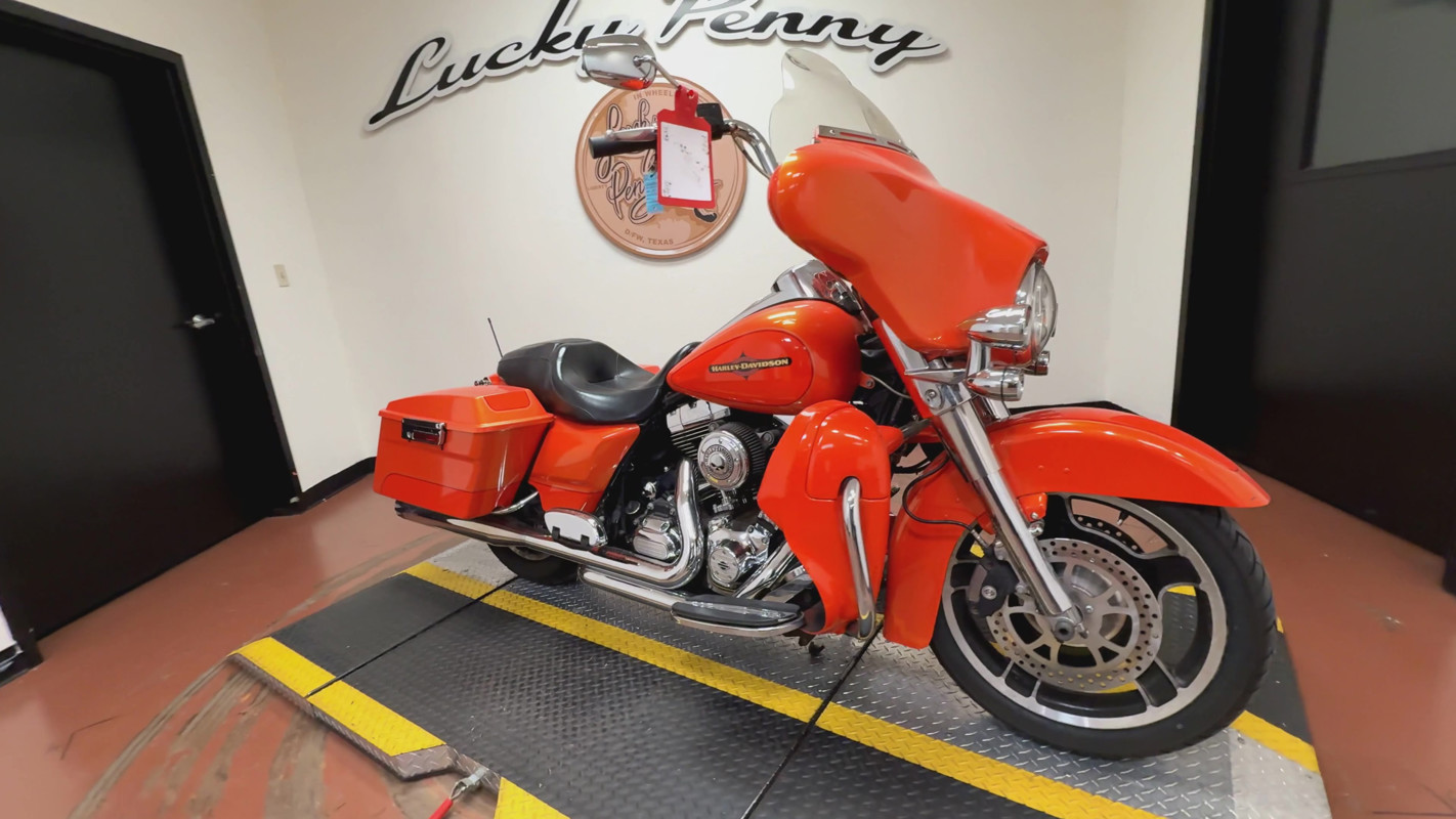 Street Glide®