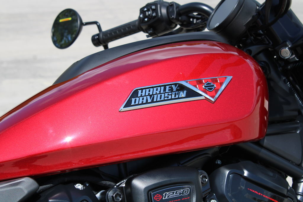 Sportster® S