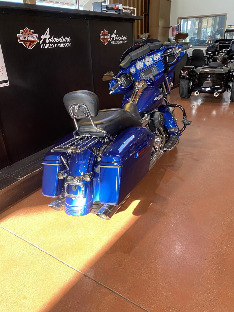 Street Glide®