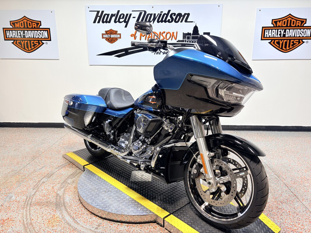 Road Glide®
