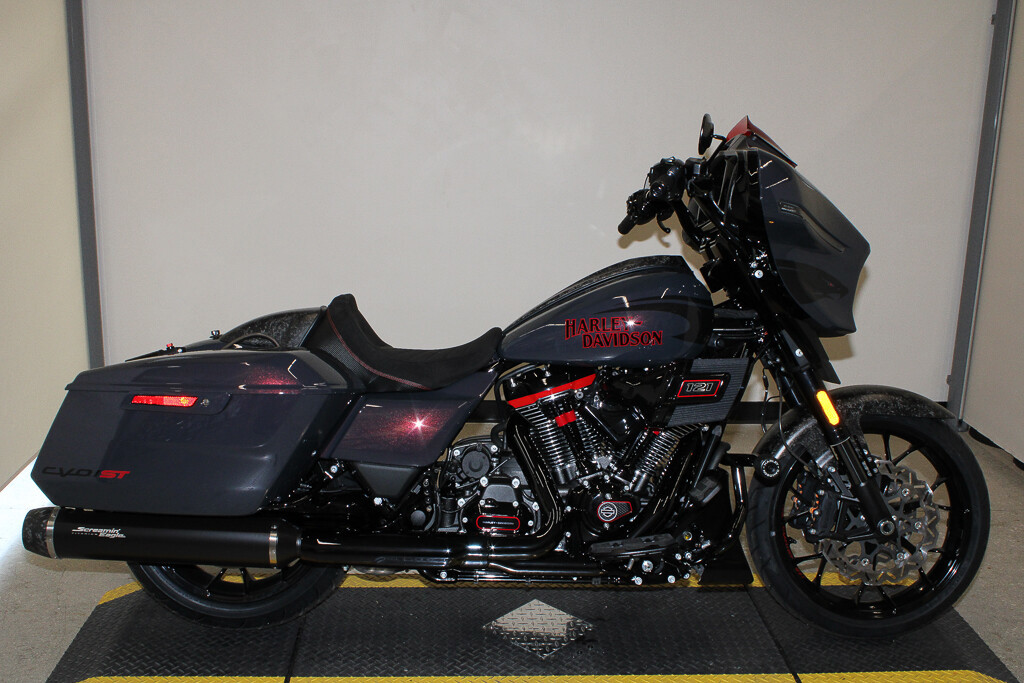 CVO® Street Glide® ST
